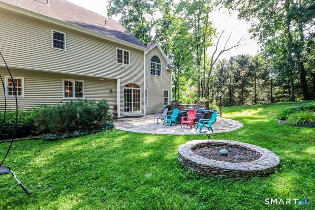 4 Mia Bella Drive, New Milford, CT 06776
