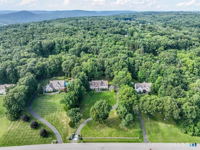 4 Mia Bella Drive, New Milford, CT 06776