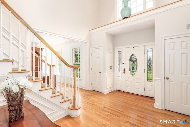 4 Mia Bella Drive, New Milford, CT 06776