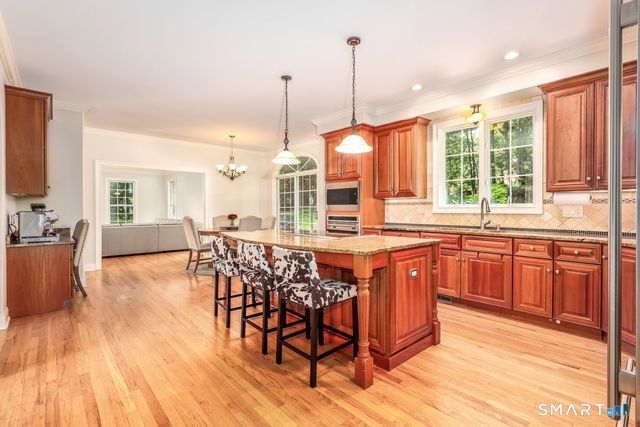 4 Mia Bella Drive, New Milford, CT 06776