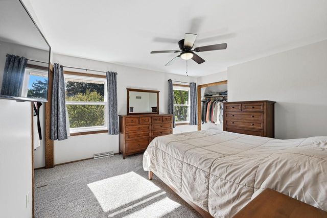 S70W22370 Sonoma WAY, Big Bend, WI 53103