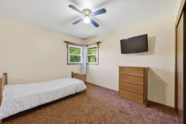 S70W22370 Sonoma WAY, Big Bend, WI 53103