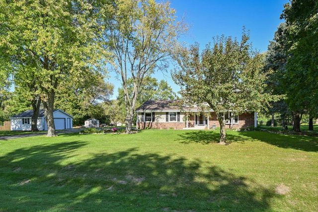 S70W22370 Sonoma WAY, Big Bend, WI 53103