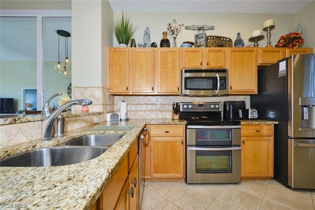 16481 Millstone CIR 304, Fort Myers, FL 33908