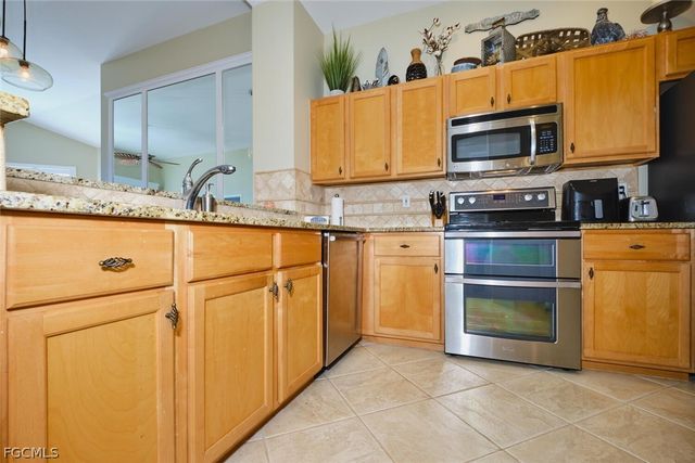 16481 Millstone CIR 304, Fort Myers, FL 33908