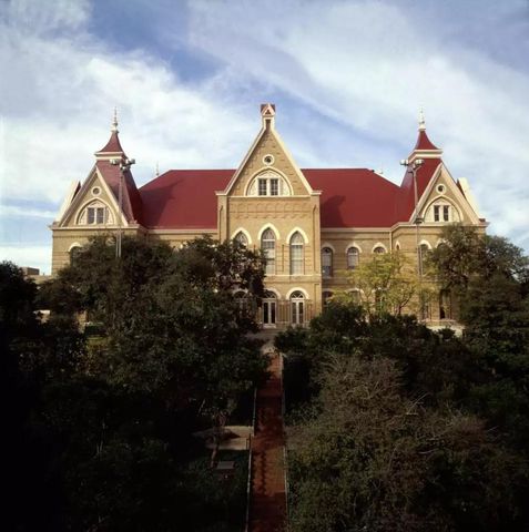 835 Old Ranch Road 12, San Marcos, TX 78666