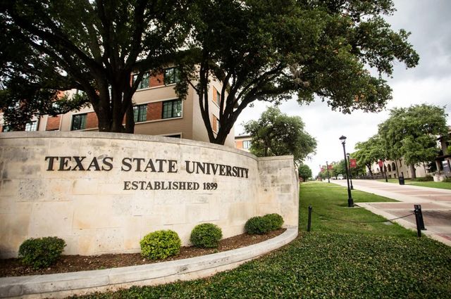 835 Old Ranch Road 12, San Marcos, TX 78666
