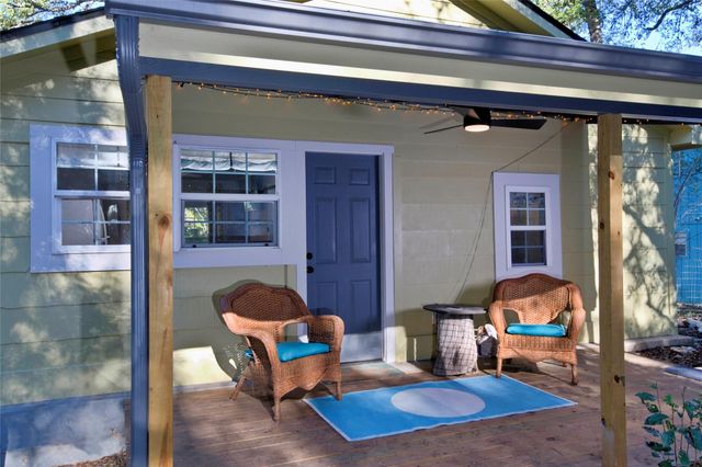 835 Old Ranch Road 12, San Marcos, TX 78666