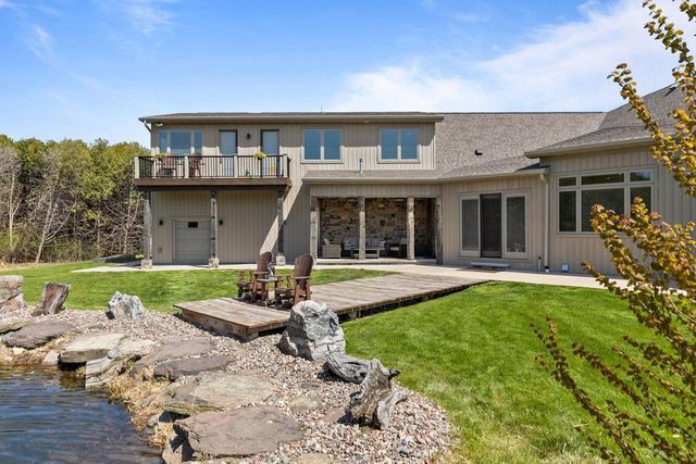 N3281 FEATHER RIDGE DRIVE, Appleton, WI 54913