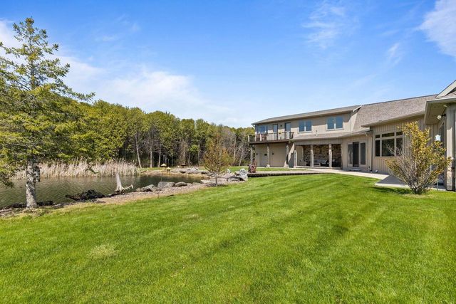 N3281 FEATHER RIDGE DRIVE, Appleton, WI 54913