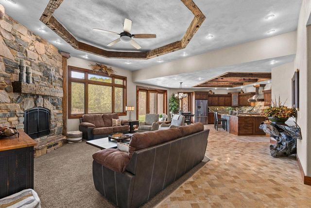 N3281 FEATHER RIDGE DRIVE, Appleton, WI 54913
