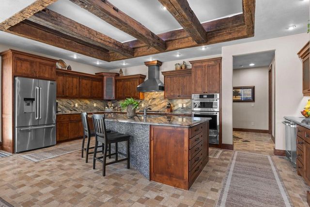 N3281 FEATHER RIDGE DRIVE, Appleton, WI 54913