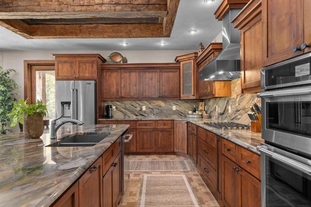 N3281 FEATHER RIDGE DRIVE, Appleton, WI 54913