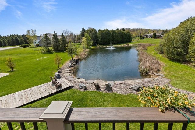 N3281 FEATHER RIDGE DRIVE, Appleton, WI 54913
