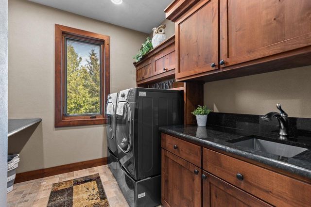 N3281 FEATHER RIDGE DRIVE, Appleton, WI 54913