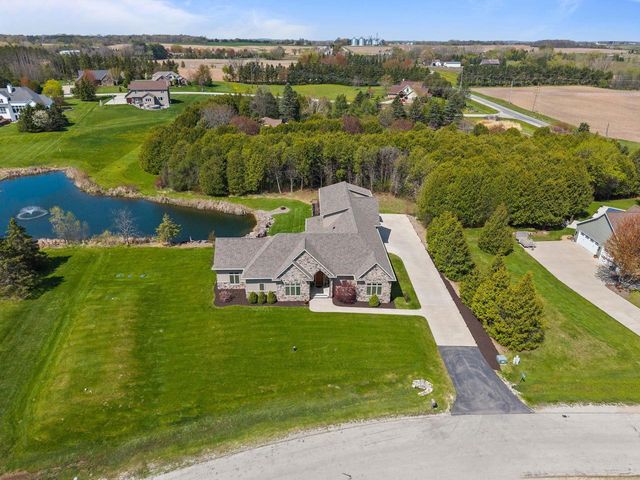 N3281 FEATHER RIDGE DRIVE, Appleton, WI 54913