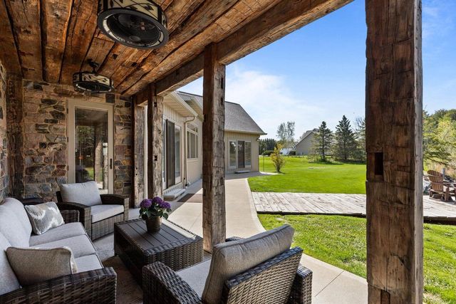 N3281 FEATHER RIDGE DRIVE, Appleton, WI 54913