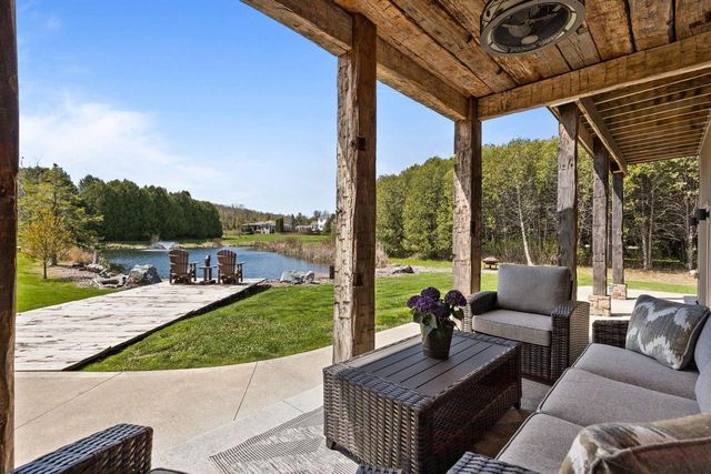 N3281 FEATHER RIDGE DRIVE, Appleton, WI 54913