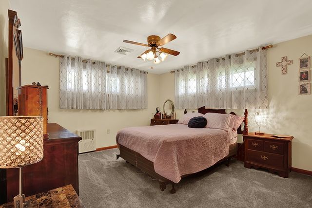1017 Church St, East Huntingdon, PA 15679