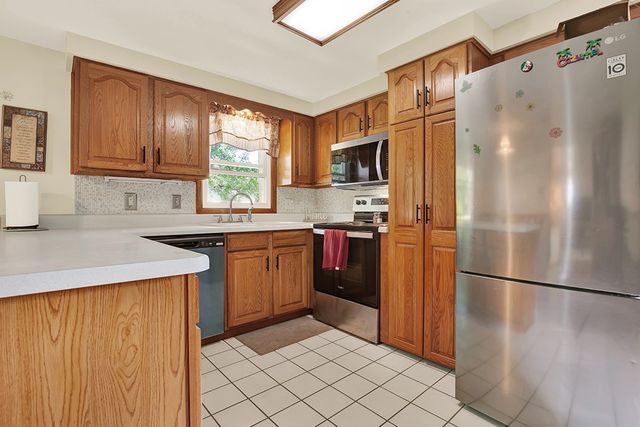 1017 Church St, East Huntingdon, PA 15679
