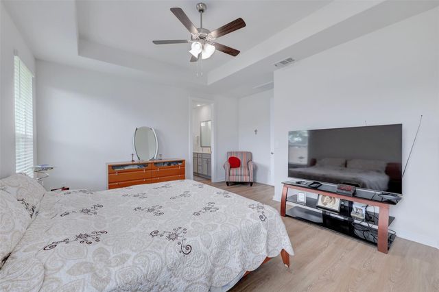 2041 Centerline LN, Georgetown, TX 78628