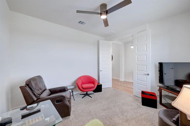 2041 Centerline LN, Georgetown, TX 78628