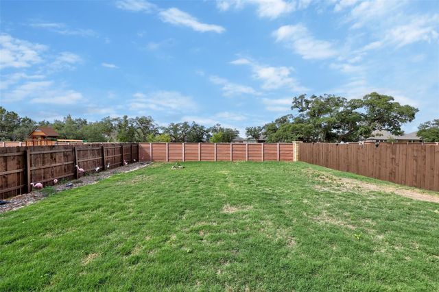 2041 Centerline LN, Georgetown, TX 78628