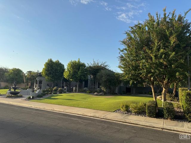 15042 Championship Way, Bakersfield, CA 93314