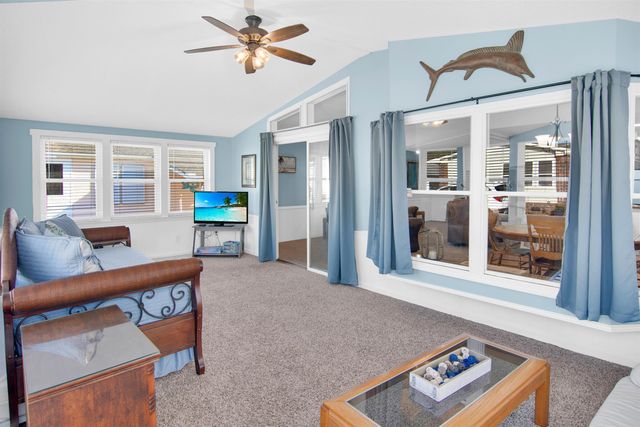 469 Sandpebble Dr., Surfside Beach, SC 29575