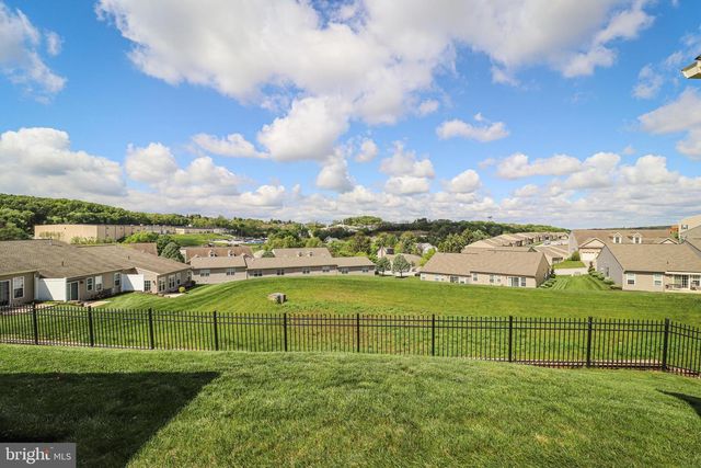 238 PALOMINO WAY # 150, Red Lion, PA 17356