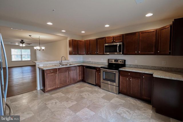 238 PALOMINO WAY # 150, Red Lion, PA 17356