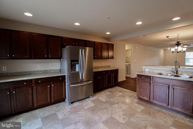 238 PALOMINO WAY # 150, Red Lion, PA 17356