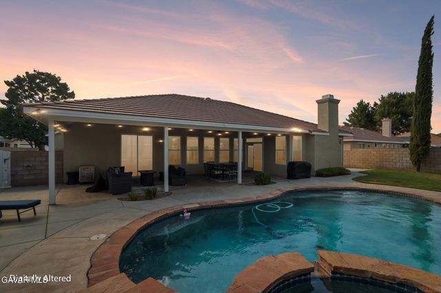 43342 Windrose Lane, Lancaster, CA 93536