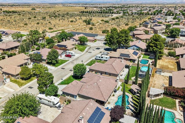 43342 Windrose Lane, Lancaster, CA 93536
