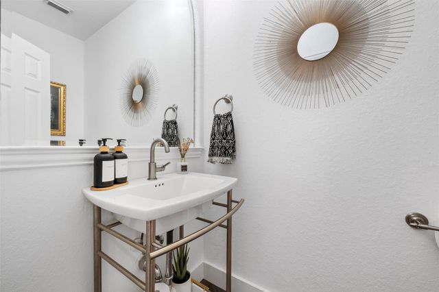 19527 Remington Manor Street, Spring, TX 77379