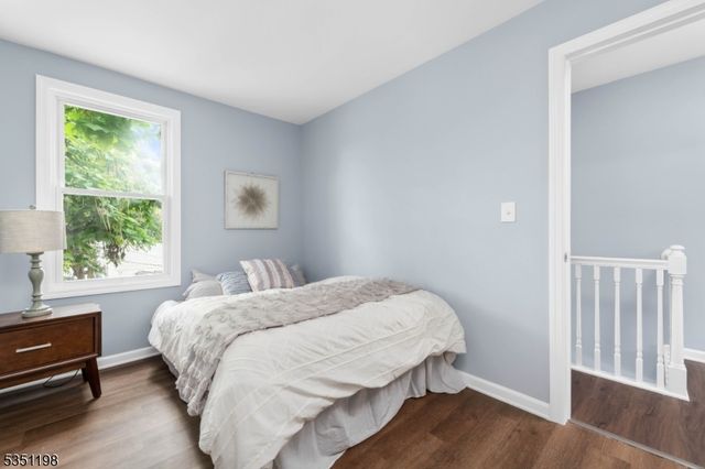 33 Emmet St, Newark City, NJ 07114