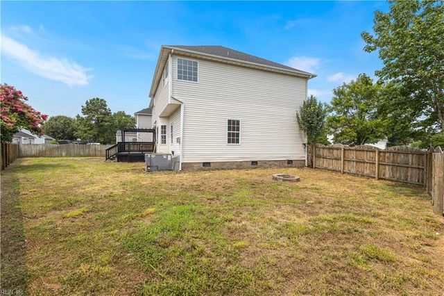 892 Daniel Maloney DR, Virginia Beach, VA 23464