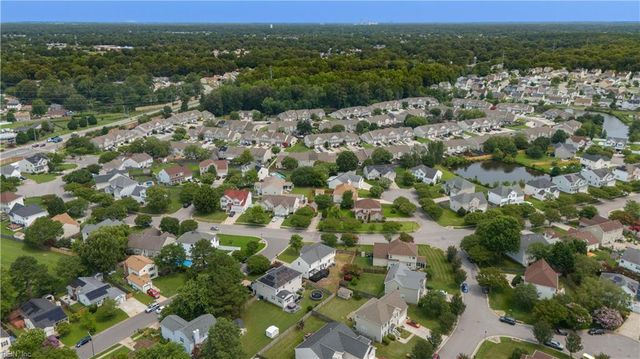 892 Daniel Maloney DR, Virginia Beach, VA 23464