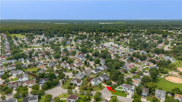 892 Daniel Maloney DR, Virginia Beach, VA 23464