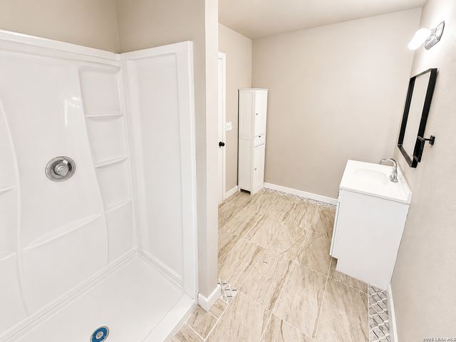 418 REDCLIFF DR, San Antonio, TX 78216