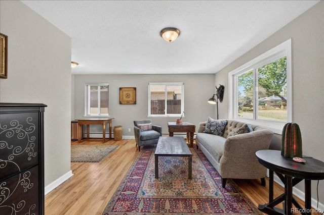 8122 W 17th Avenue, Lakewood, CO 80214
