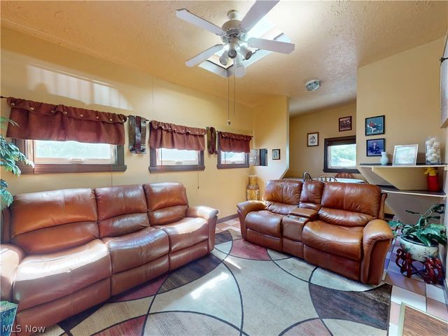 3073 W 116th Street, Cleveland, OH 44111