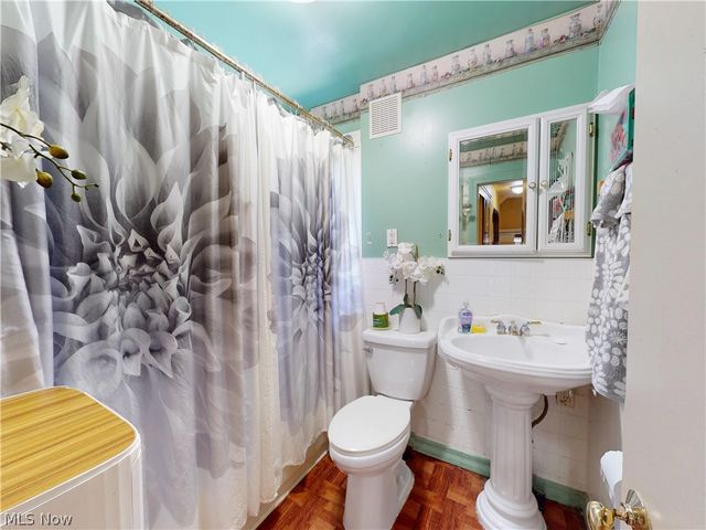 3073 W 116th Street, Cleveland, OH 44111
