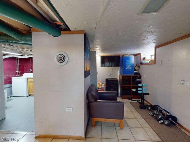 3073 W 116th Street, Cleveland, OH 44111