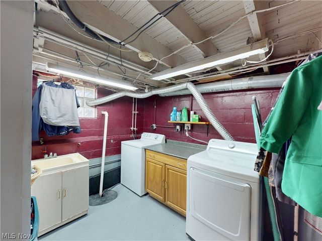 3073 W 116th Street, Cleveland, OH 44111