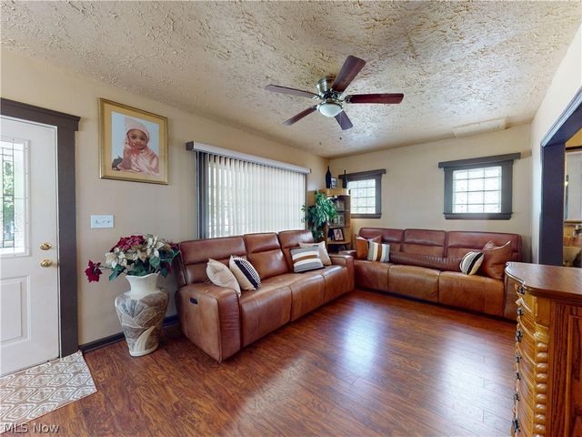 3073 W 116th Street, Cleveland, OH 44111