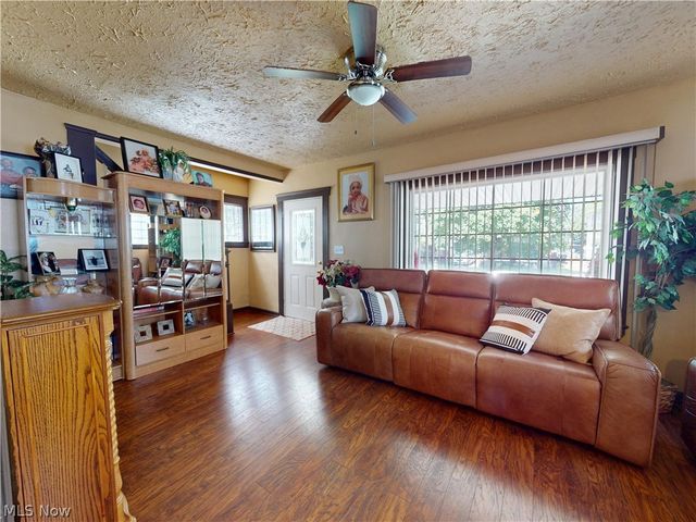 3073 W 116th Street, Cleveland, OH 44111