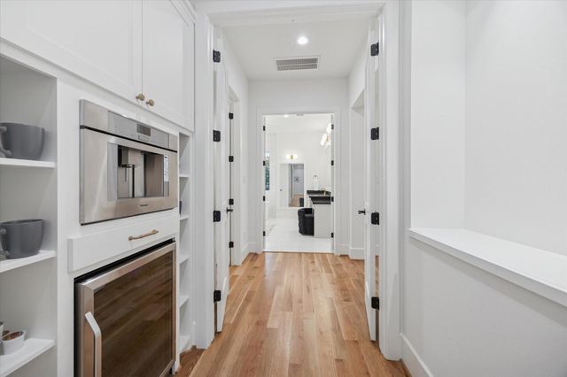 1330 Richelieu Lane, Houston, TX 77018