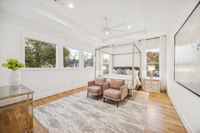 1330 Richelieu Lane, Houston, TX 77018