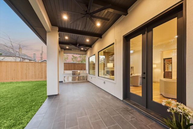 1330 Richelieu Lane, Houston, TX 77018